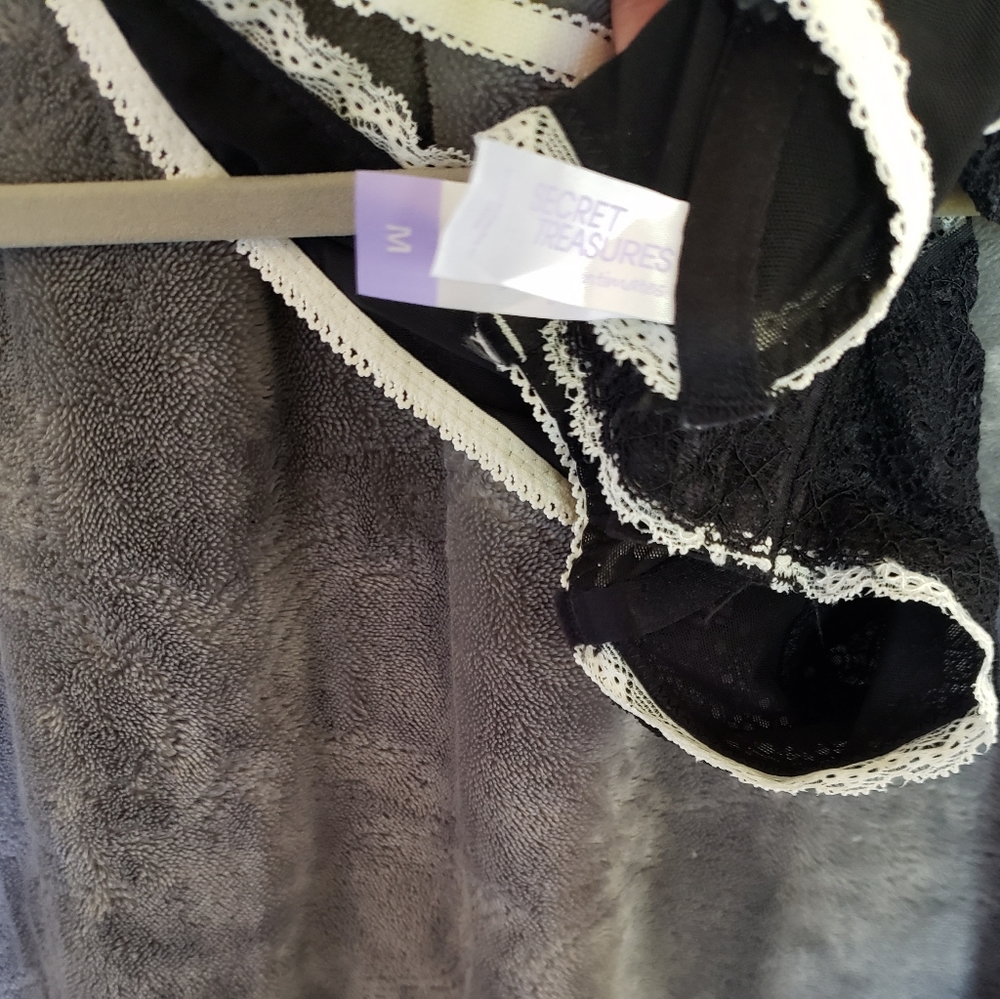 Bralette - Picture 3 of 3